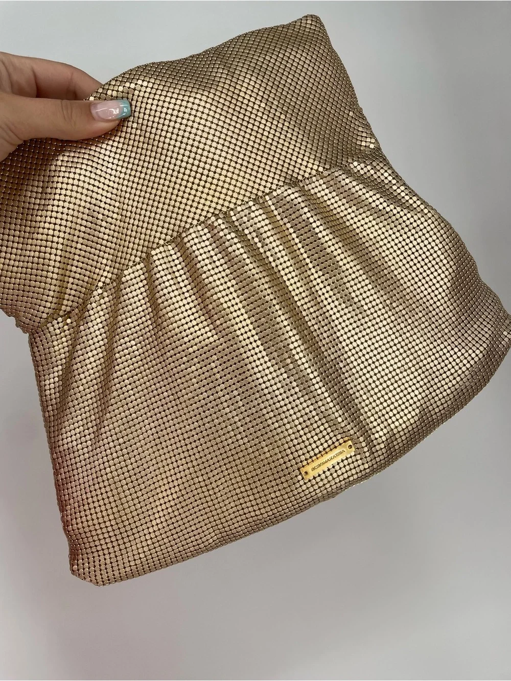 NWT BCBGMaxAzria “Brighton” Matte Gold Metal Mesh Slouchy Clutch & Dustbag